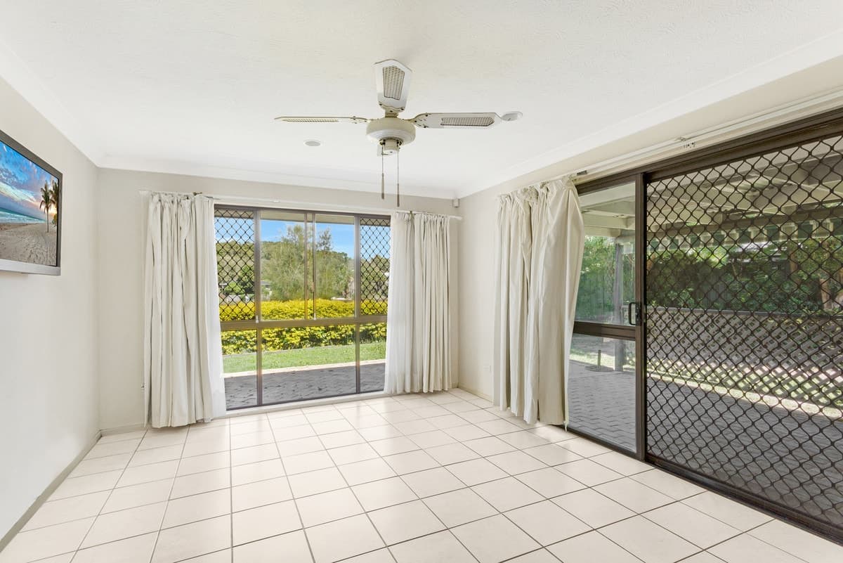 202 Burleigh Street, BURLEIGH WATERS, Burleigh Waters - Thumbnail 5