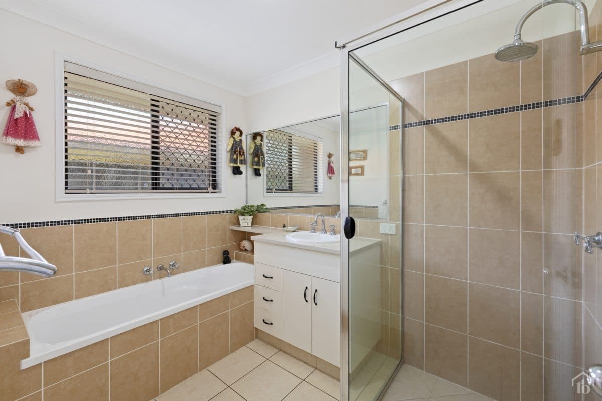 52 Kimberley Circuit, Banora Point NSW 2486, Banora Point - Thumbnail 2