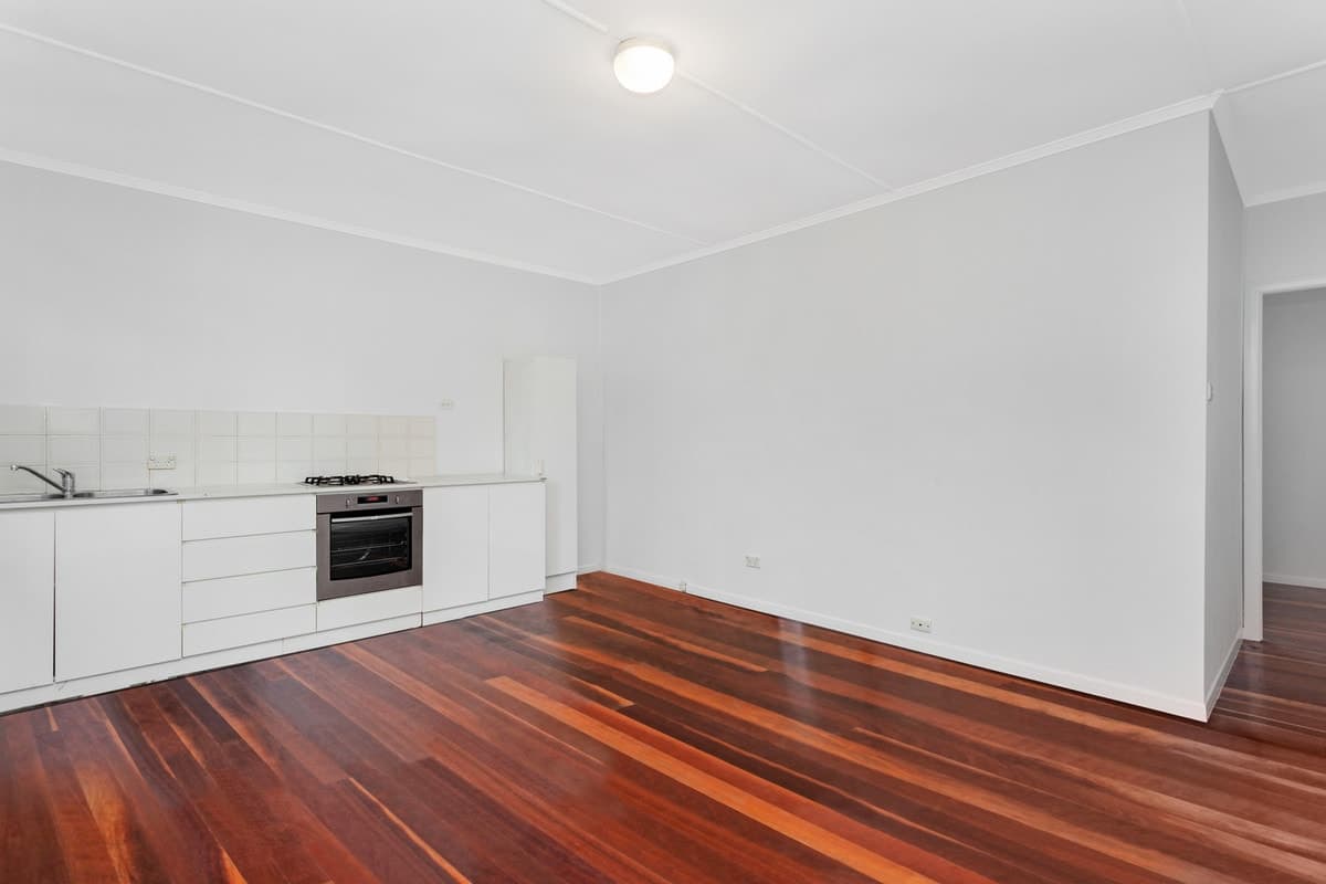 7/6 Lord Street, Coolangatta, Coolangatta - Thumbnail 4