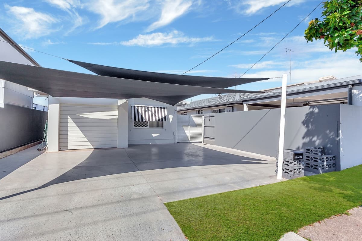 11 Chainey Avenue, MIAMI, Miami - Image 1