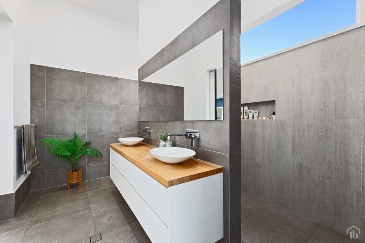 2 Lobelia Crescent, Casuarina NSW 2487, Casuarina - Thumbnail 3