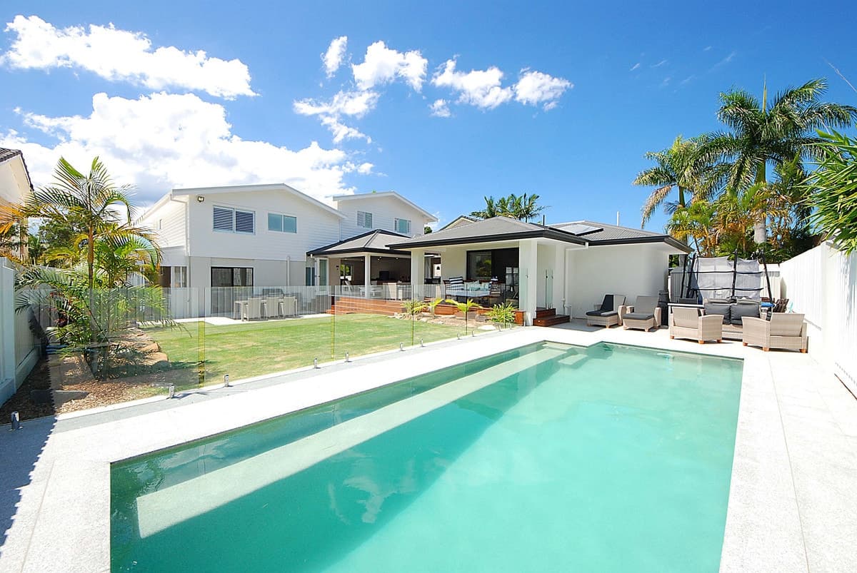 64 Banksia Broadway, BURLEIGH WATERS, Burleigh Waters - Thumbnail 3
