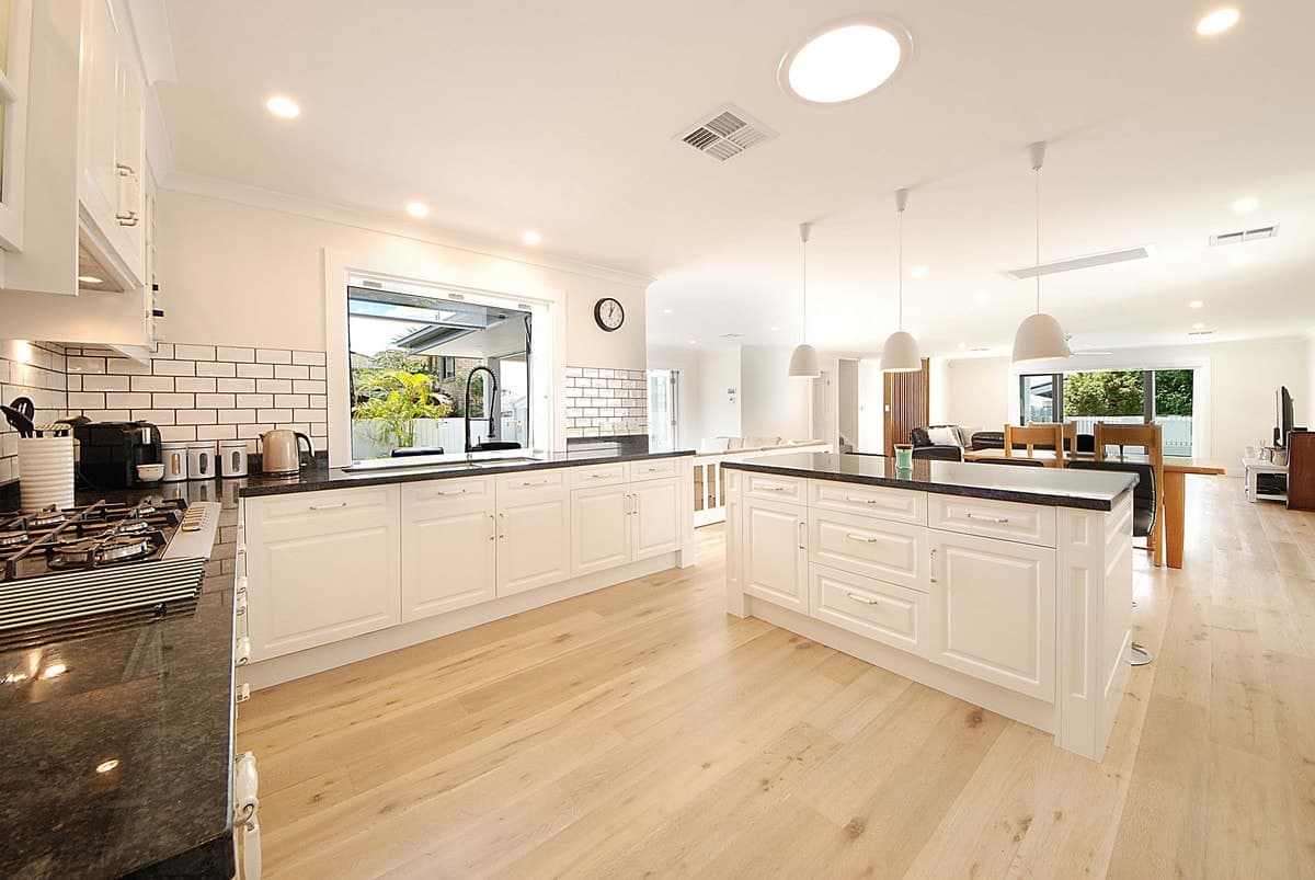64 Banksia Broadway, BURLEIGH WATERS, Burleigh Waters - Thumbnail 5
