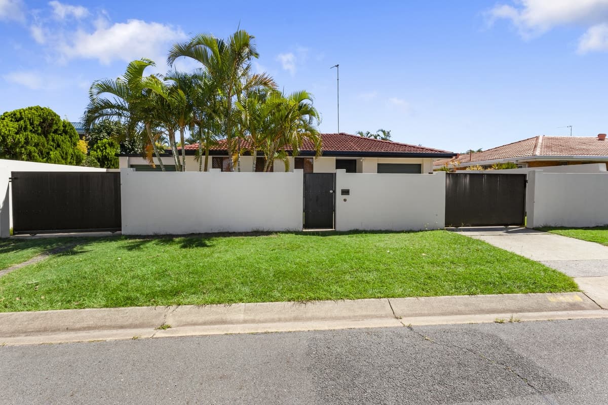 116 Oceanic Drive, Mermaid Waters, Mermaid Waters - Thumbnail 3