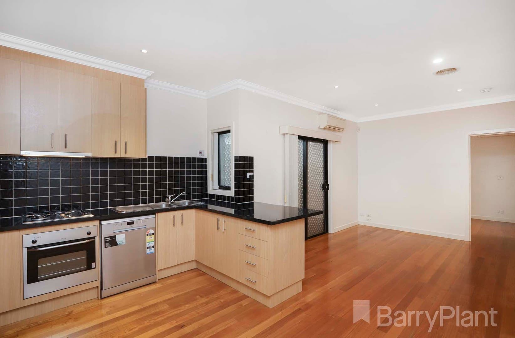 2/38 Sydney StreetFootscray, VIC 3011  - Leased, Footscray - Thumbnail 2