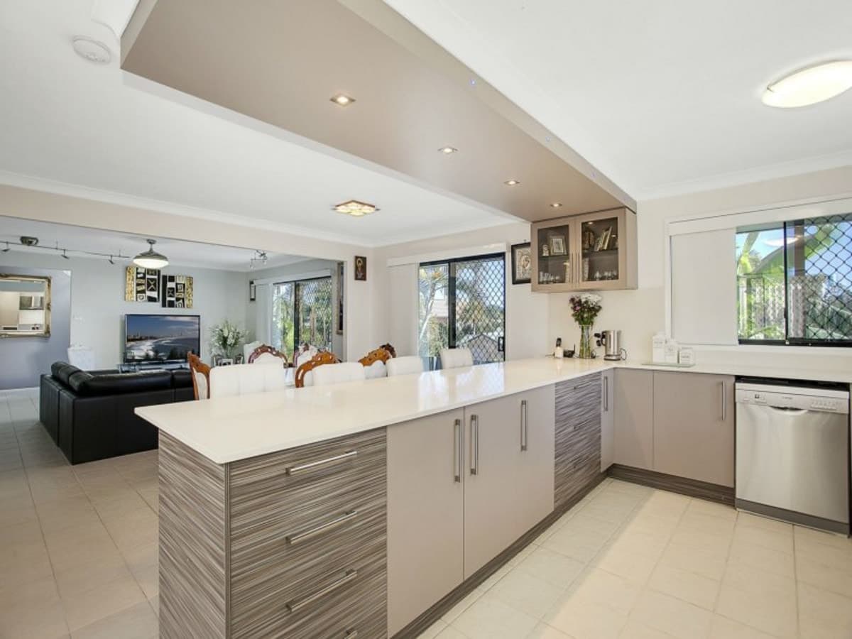 2 Bilgola Place, ROBINA, Robina - Thumbnail 5