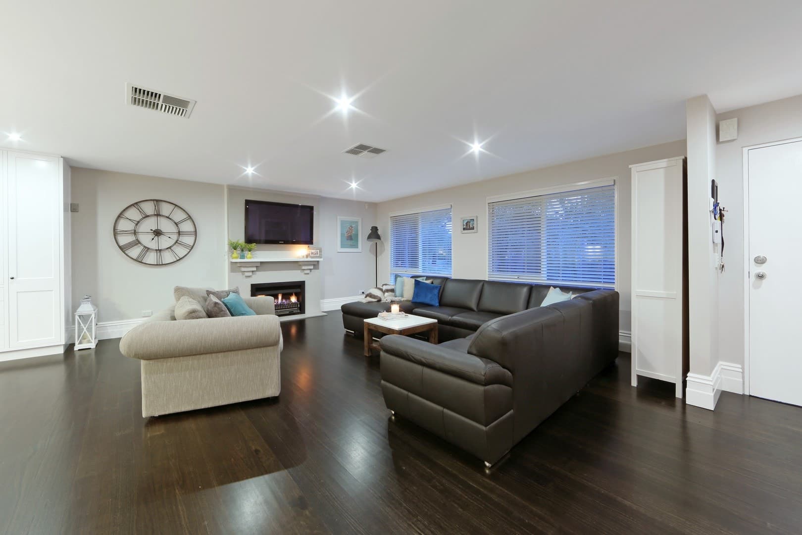 123 Dandelion DriveRowville, VIC 3178  - Leased, Rowville - Thumbnail 2