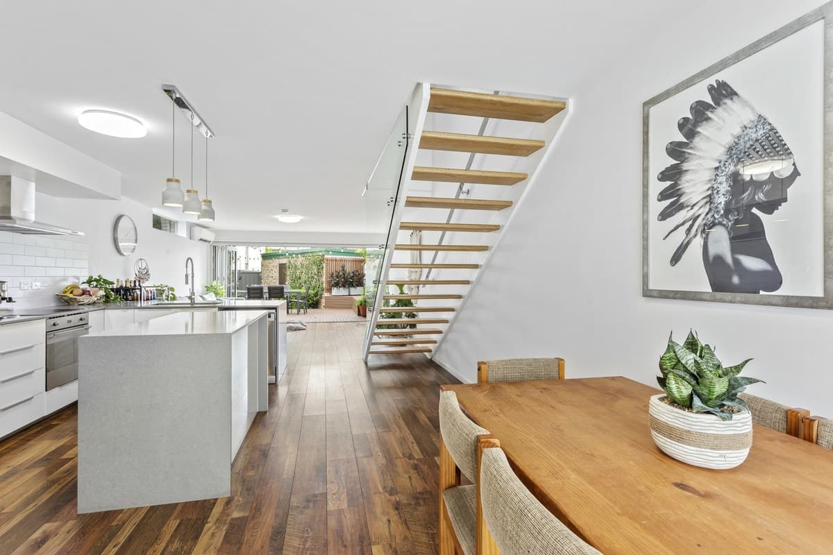 5/22-24 Dunlin Drive, Burleigh Waters, Burleigh Waters - Thumbnail 3