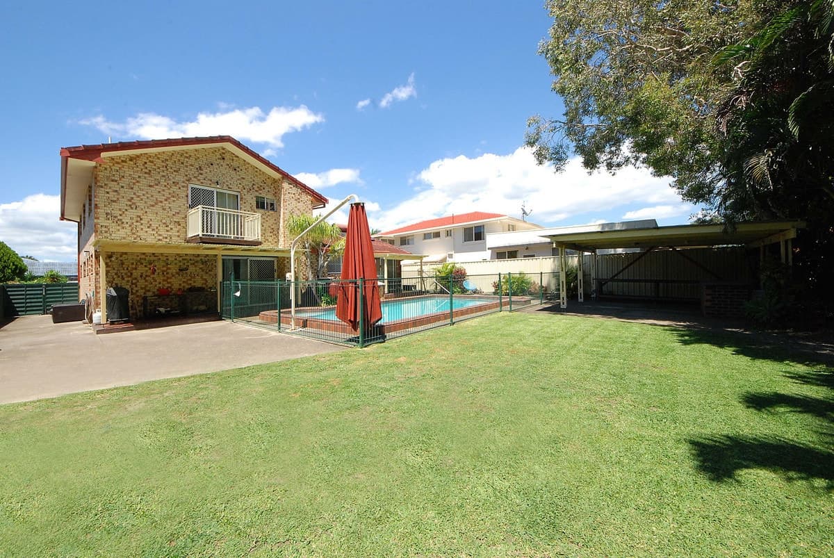 27 Bittern Avenue, Burleigh Waters, Burleigh Waters - Thumbnail 2