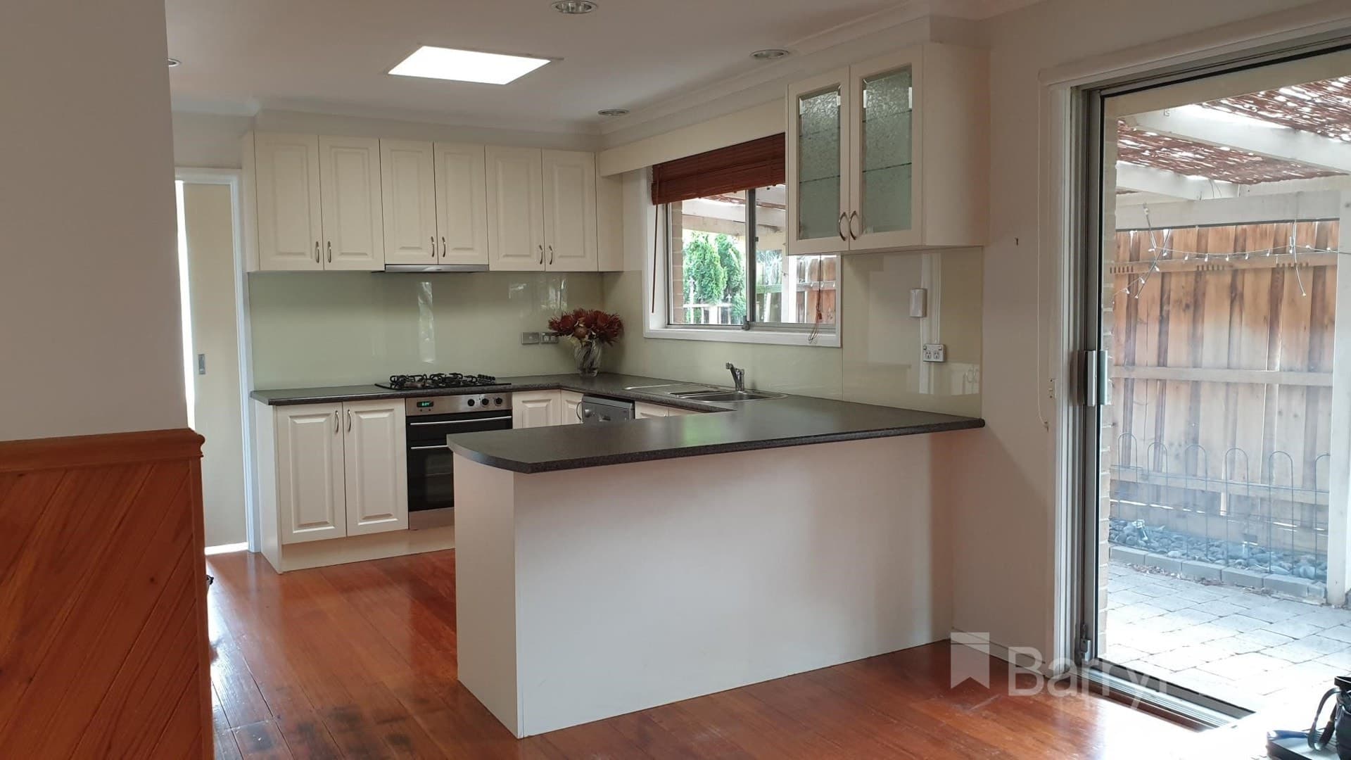 12 Chateau AvenueNarre Warren, VIC 3805  - Leased, Narre Warren - Thumbnail 5