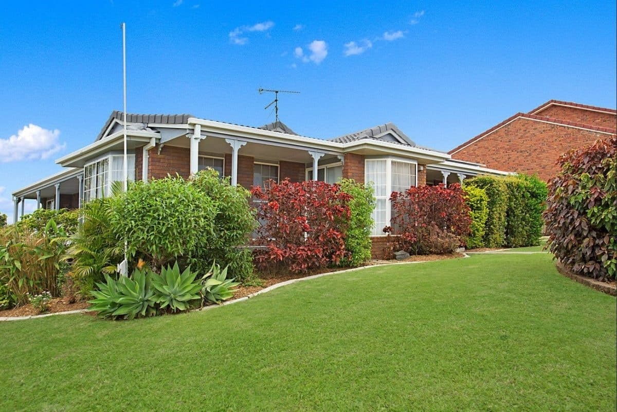 37 Oakland Parade, Banora Point NSW 2486, Banora Point - Thumbnail 2