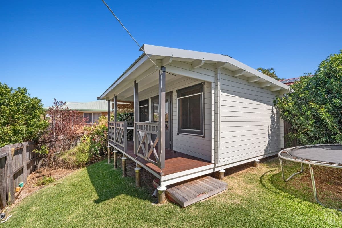 37 Oakland Parade, Banora Point NSW 2486, Banora Point - Thumbnail 4