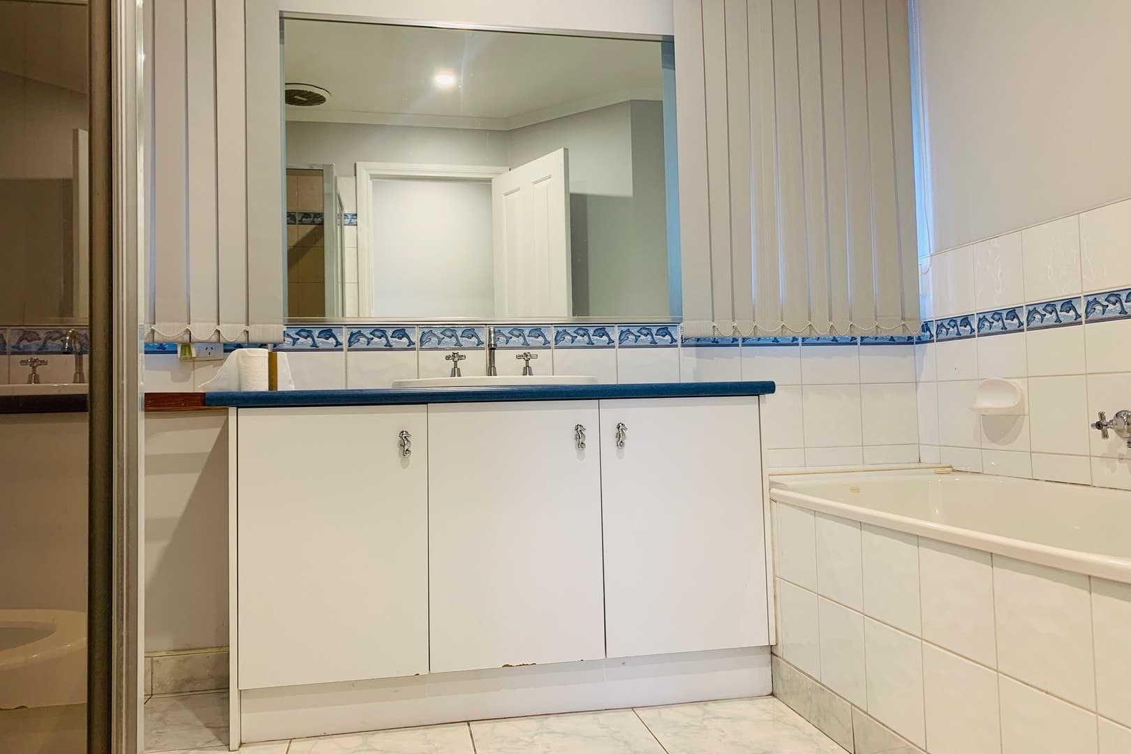6 Belvoir GardensDerrimut, VIC 3026  - Leased, Derrimut - Thumbnail 2