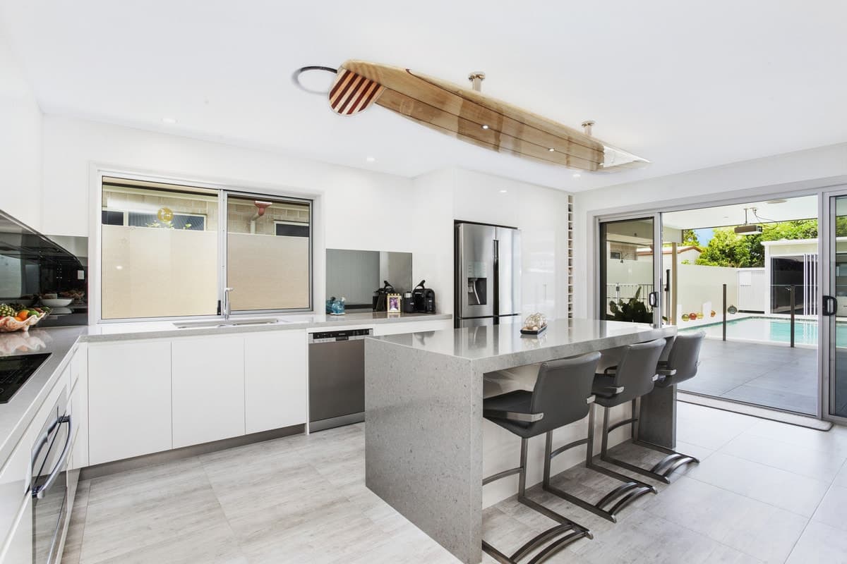 27 Warrina Crescent, Burleigh Waters, Burleigh Waters - Thumbnail 7