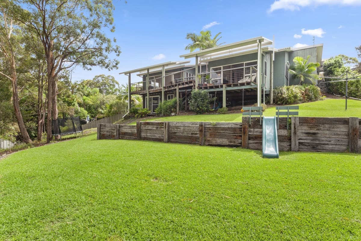 5 Corrigin Court, Elanora, Elanora - Image 1