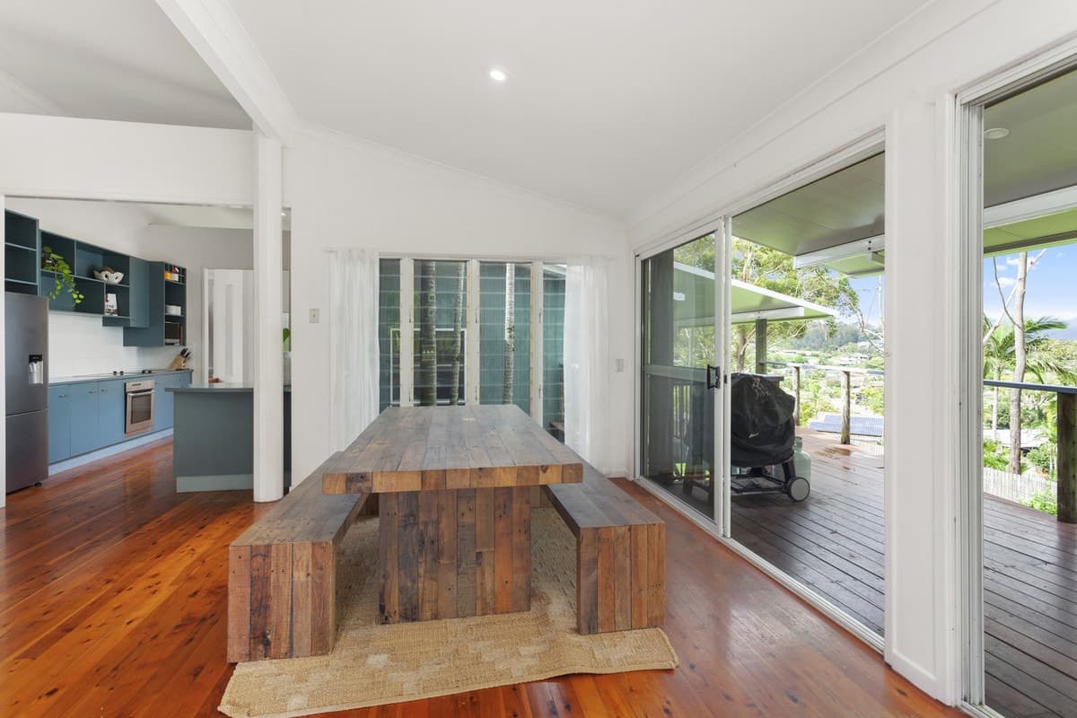 5 Corrigin Court, Elanora, Elanora - Thumbnail 6