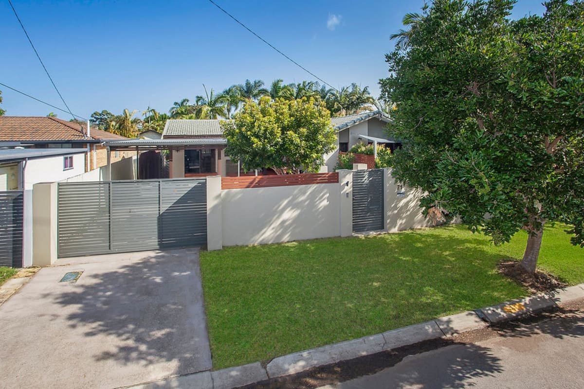 71 Cypress Drive, Broadbeach Waters, Broadbeach Waters - Thumbnail 2