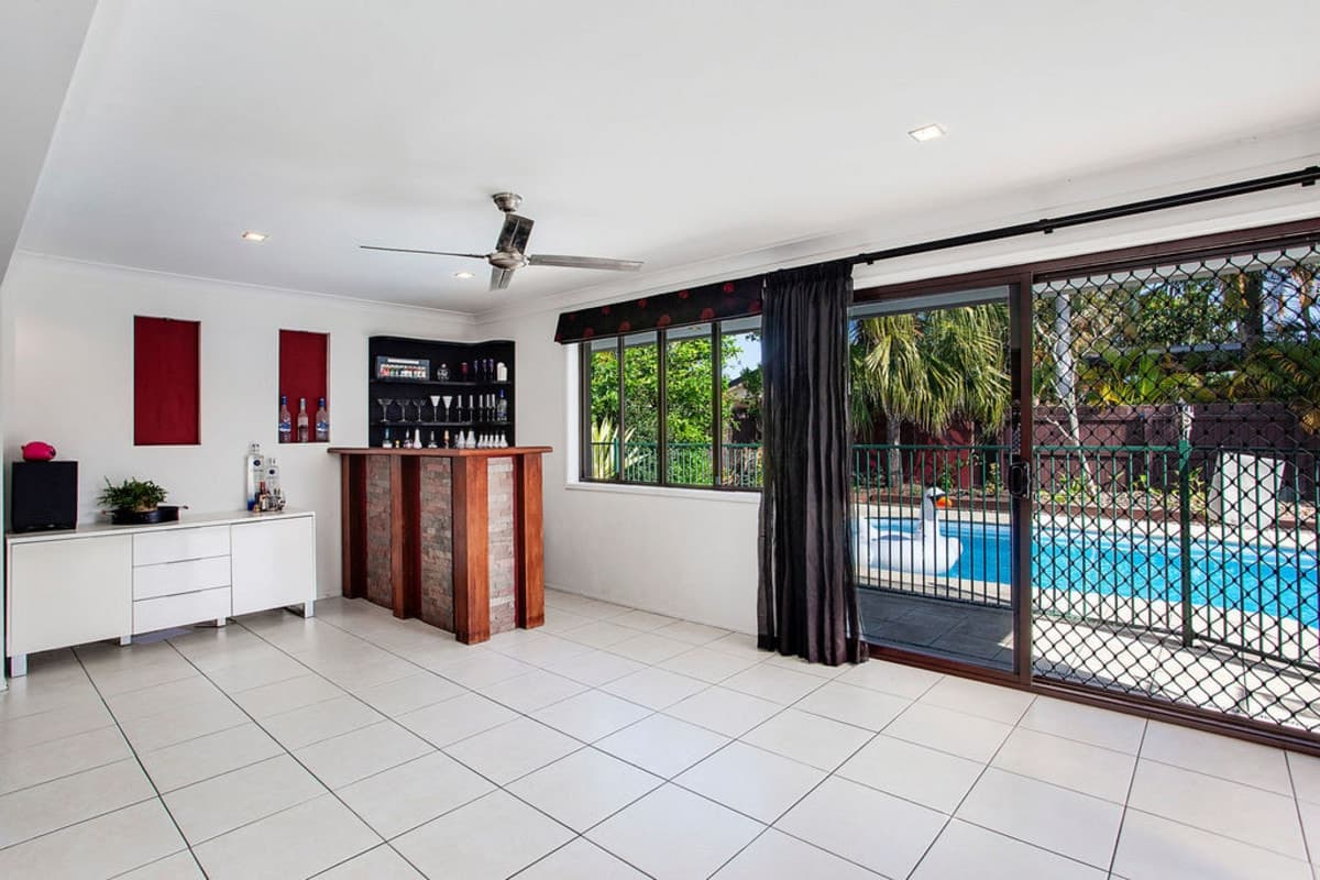 71 Cypress Drive, Broadbeach Waters, Broadbeach Waters - Thumbnail 8