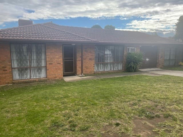 3 Comeram CourtMill Park, VIC 3082  - Leased, Mill Park - Thumbnail 2