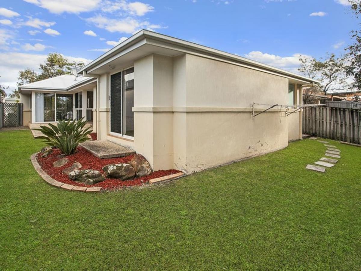 27 Rainbird Close, BURLEIGH WATERS, Burleigh Waters - Thumbnail 6