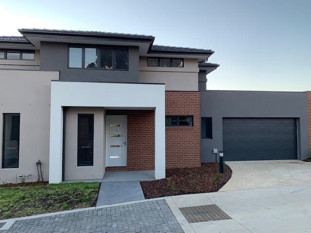 13 Laurina CloseLysterfield, VIC 3156  - Leased, Lysterfield - Image 1