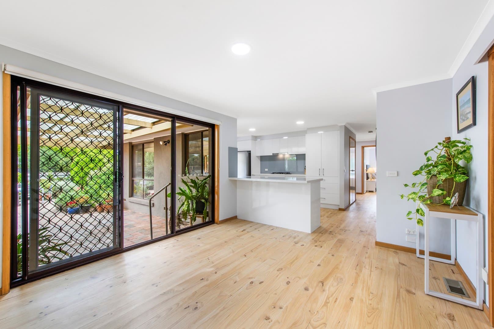 17 Lyall DriveWerribee, VIC 3030  - Leased, Werribee - Thumbnail 3