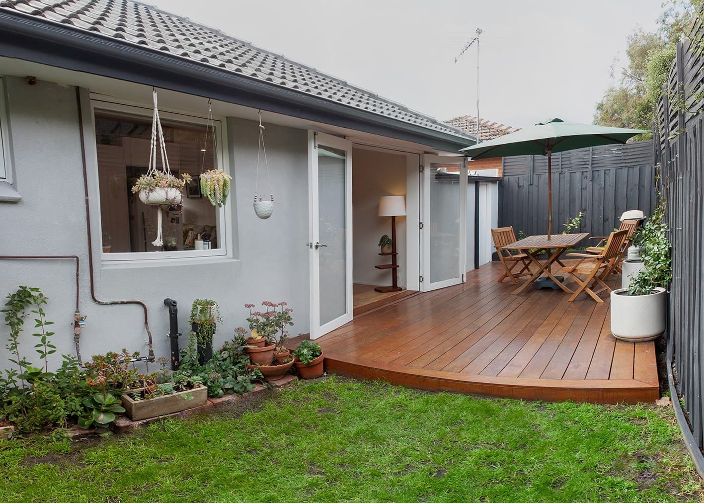4/6 Crown AvenueMordialloc, VIC 3195  - Leased, Mordialloc - Image 1