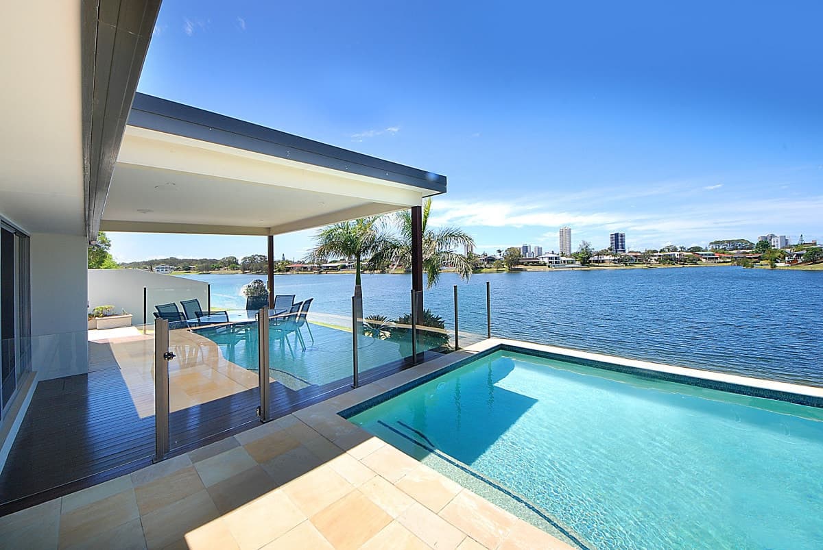 Burleigh Waters, Burleigh Waters - Image 1
