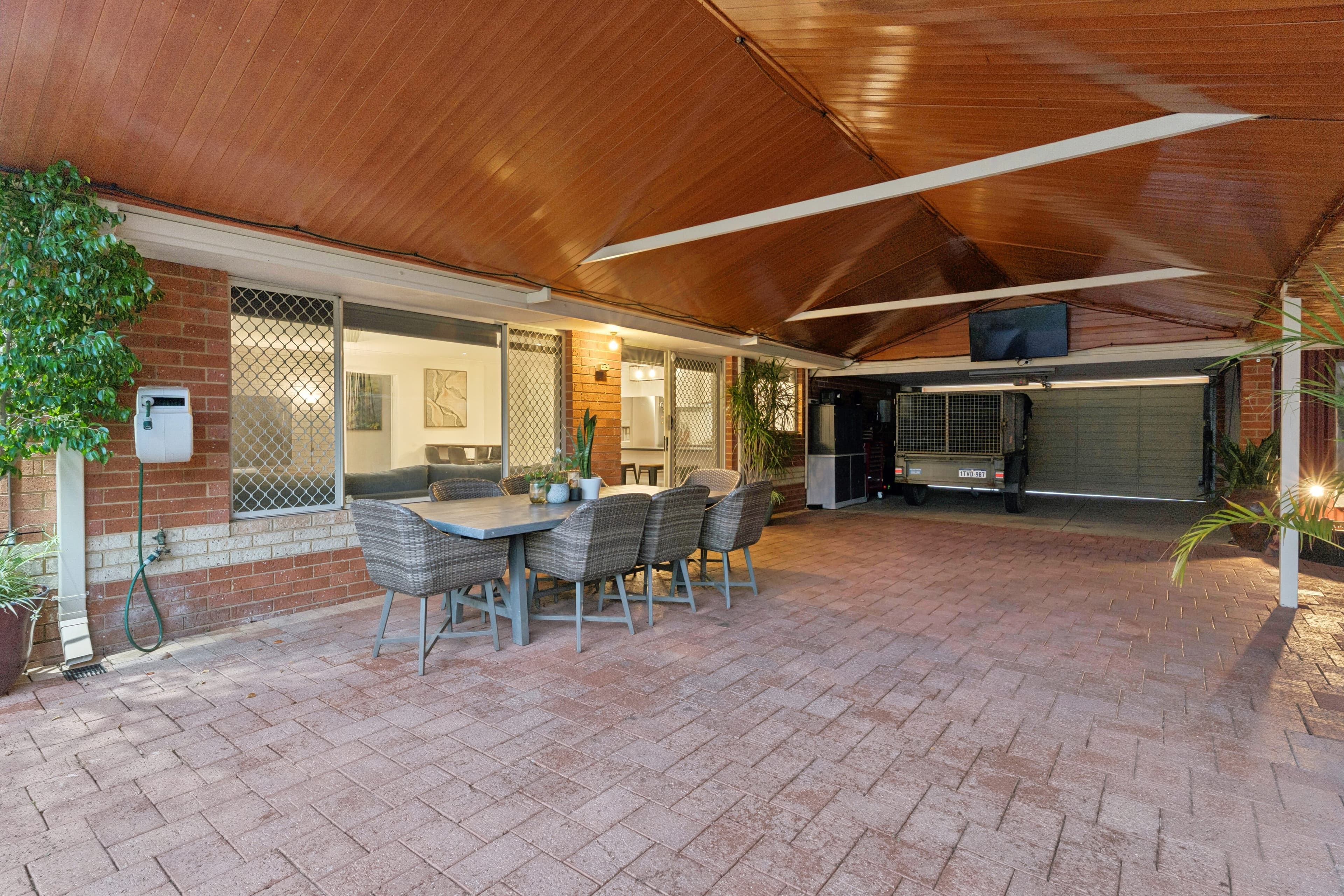 16 Wilgie Gardens, SWAN VIEW WA 6056, Swan View - Thumbnail 3