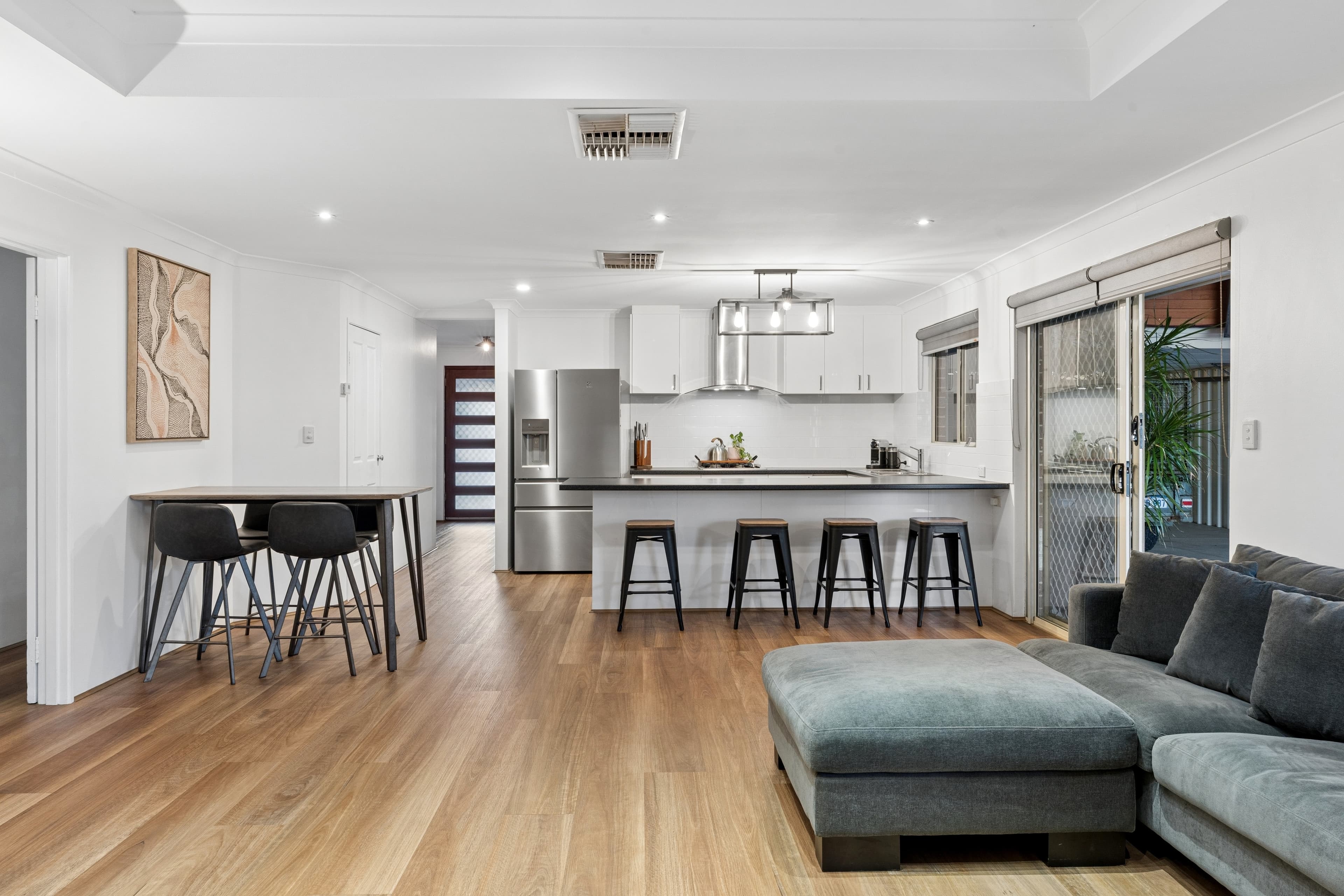 16 Wilgie Gardens, SWAN VIEW WA 6056, Swan View - Thumbnail 6