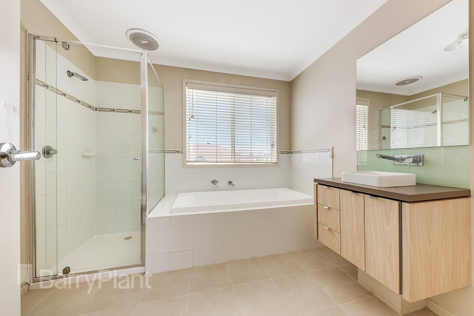 23 Waterside DriveBurnside Heights, VIC 3023  - Leased, Burnside Heights - Thumbnail 7