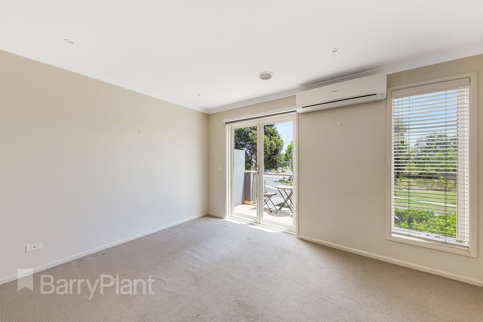 23 Waterside DriveBurnside Heights, VIC 3023  - Leased, Burnside Heights - Thumbnail 8