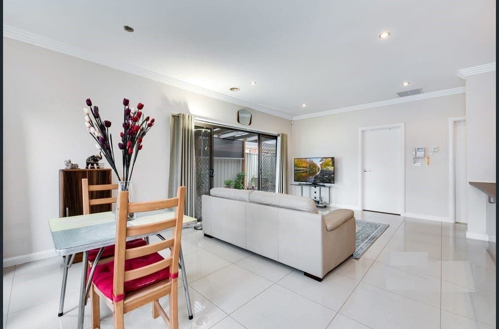 1/21 Cable CircuitCraigieburn, VIC 3064  - Leased, Craigieburn - Thumbnail 3