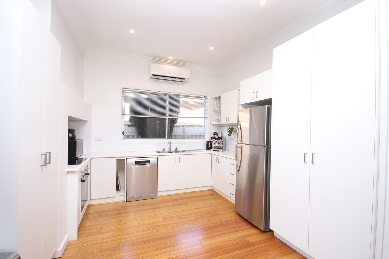 12 Osborne AvenueNorth Geelong, VIC 3215  - Leased, North Geelong - Thumbnail 6