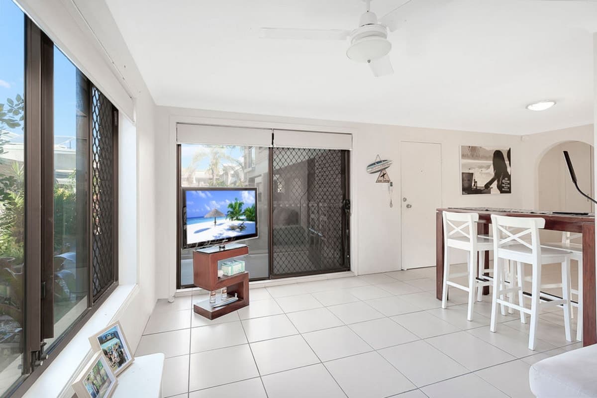 1/19 Sunbrite Avenue, Mermaid Beach, Mermaid Beach - Thumbnail 2