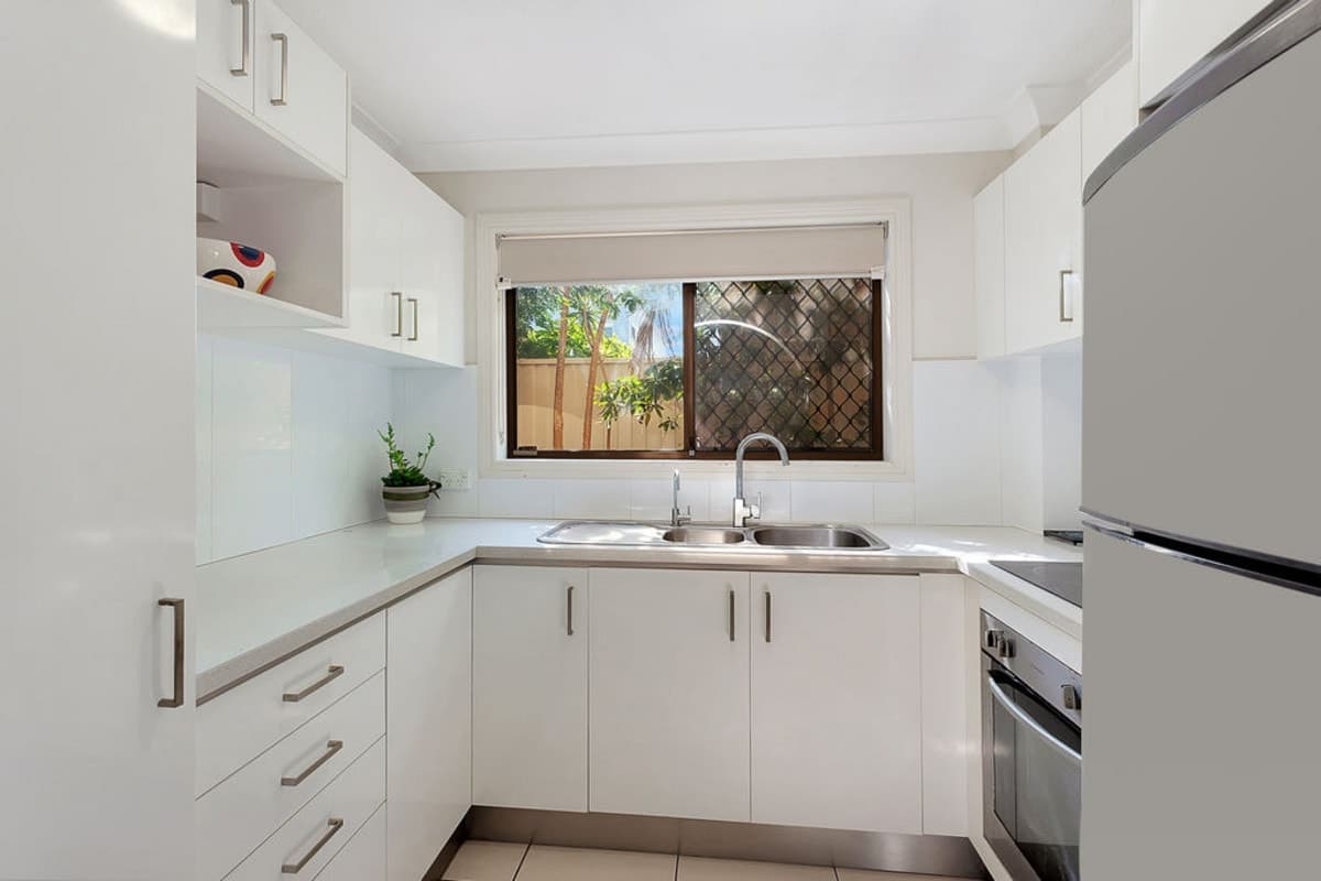 1/19 Sunbrite Avenue, Mermaid Beach, Mermaid Beach - Thumbnail 3