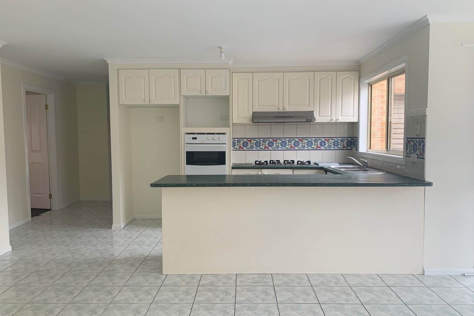 43 Shortridge CircuitRoxburgh Park, VIC 3064  - Leased, Roxburgh Park - Thumbnail 2