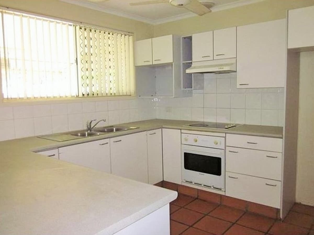 7 Chianti Avenue, Mermaid Waters, Mermaid Waters - Thumbnail 2