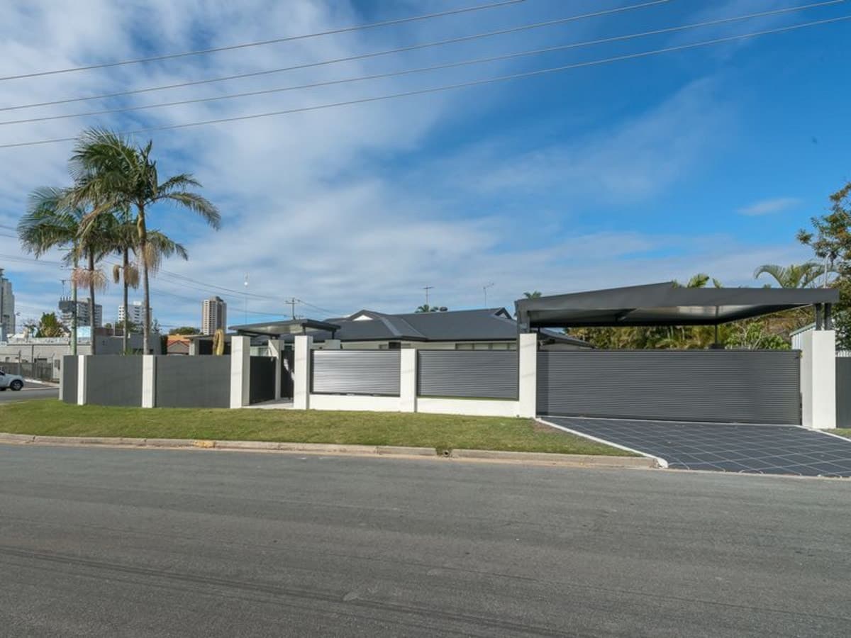 30 Lemana Lane, BURLEIGH HEADS, Burleigh Heads - Thumbnail 3