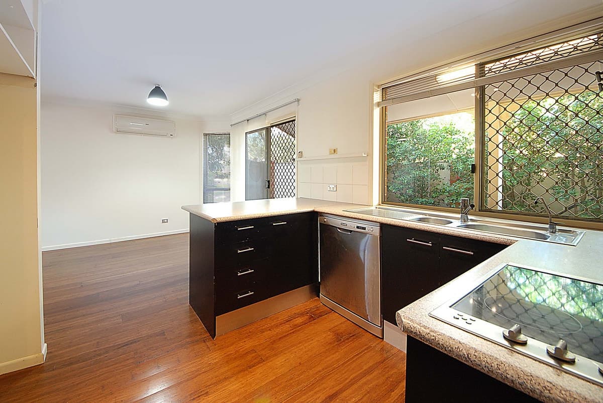 3/2 Cassowary Drive, Burleigh Waters, Burleigh Waters - Thumbnail 3