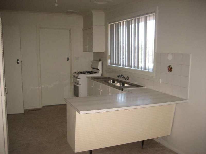 56 Glenn CrescentBundoora, VIC 3083  - Leased, Bundoora - Thumbnail 4