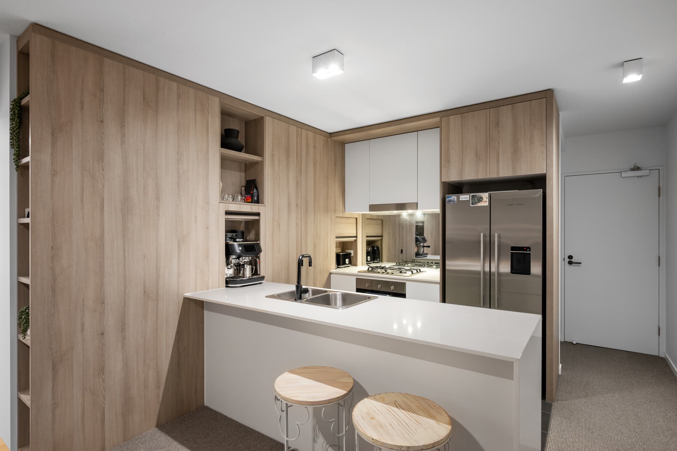 805/43 Wyandra Street, Teneriffe - Thumbnail 7