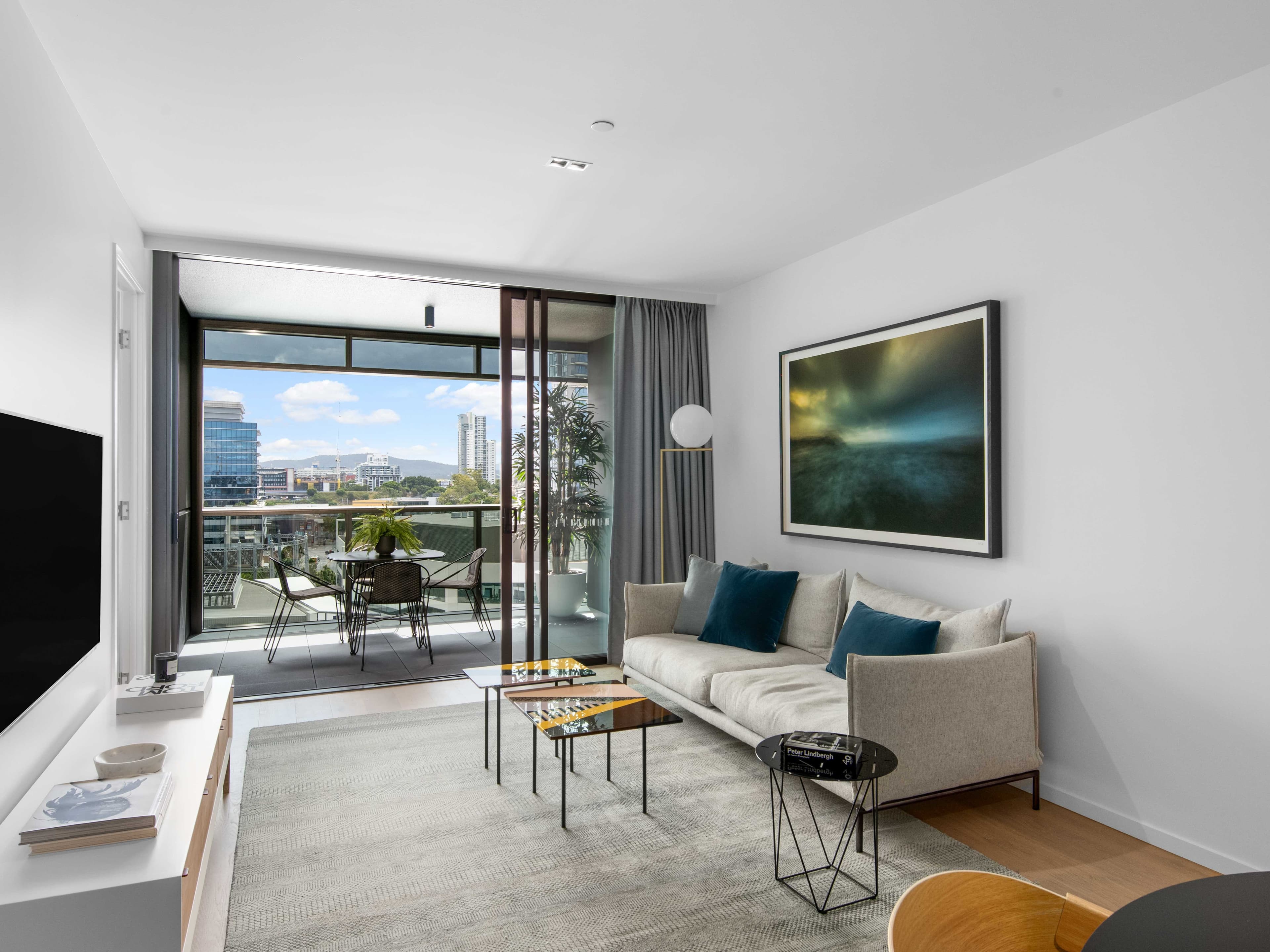 904/20 Festival Place, Newstead - Thumbnail 2