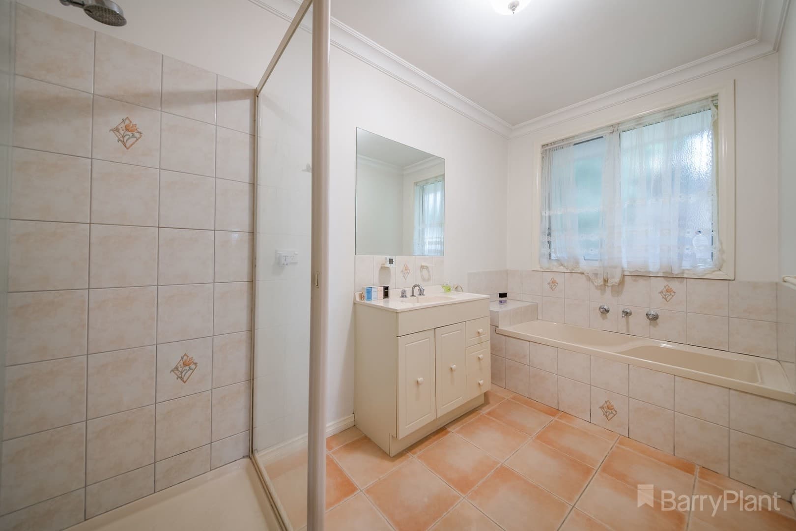 2/12 Meadow Wood WalkNarre Warren, VIC 3805  - Leased, Narre Warren - Thumbnail 6