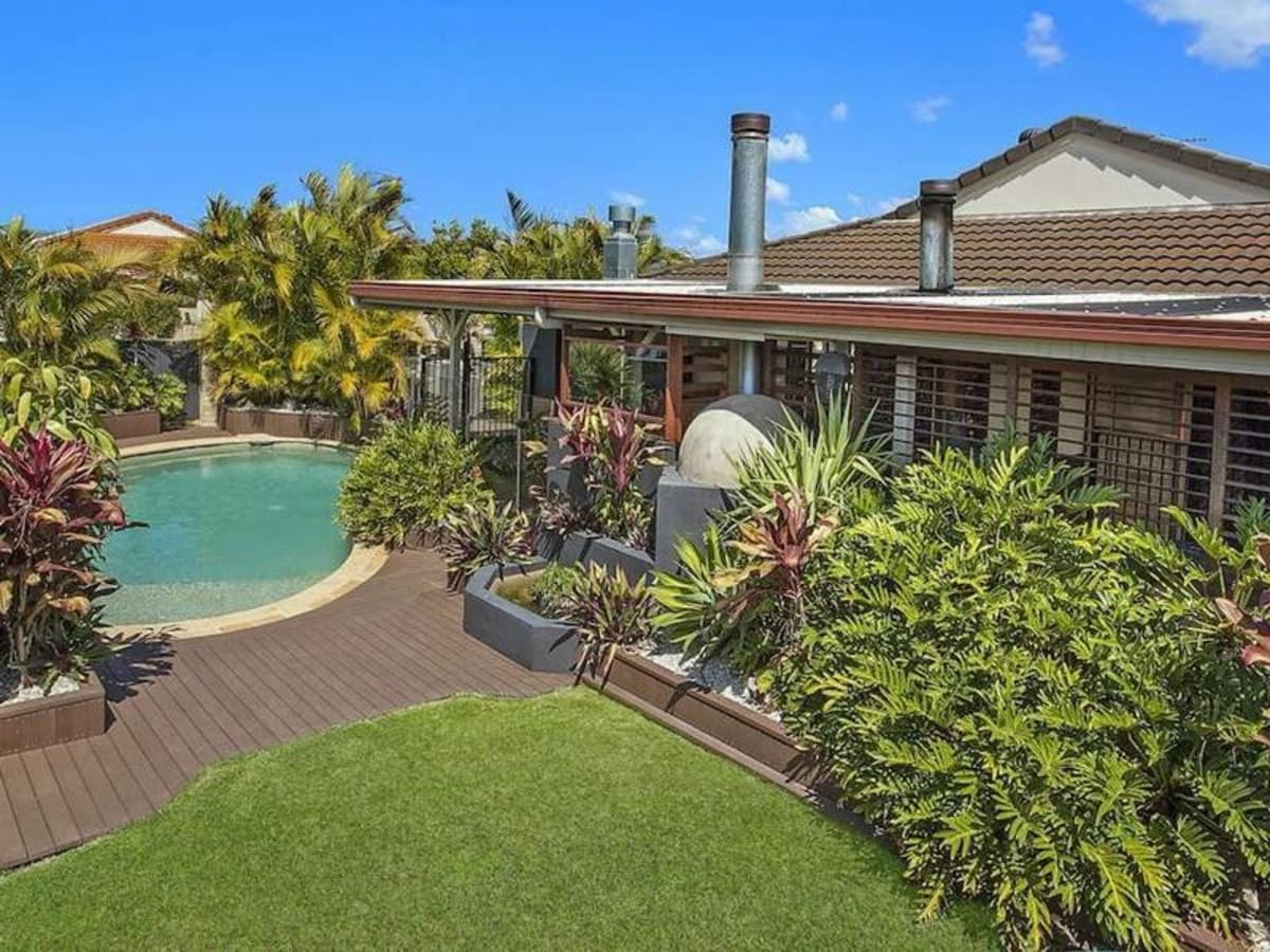 1 Sparrow Place, BURLEIGH WATERS, Burleigh Waters - Thumbnail 2