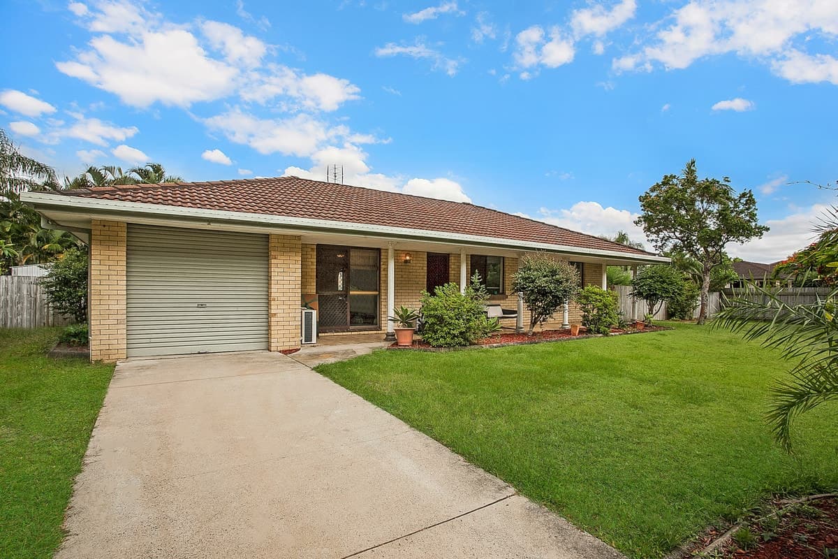 152 Burleigh Street, Burleigh Waters, Burleigh Waters - Image 1