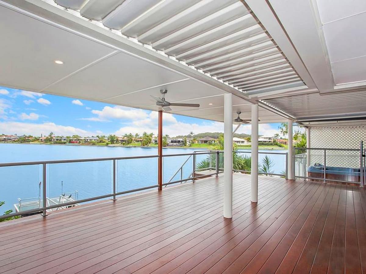 54 Dipper Drive, BURLEIGH WATERS, Burleigh Waters - Thumbnail 2