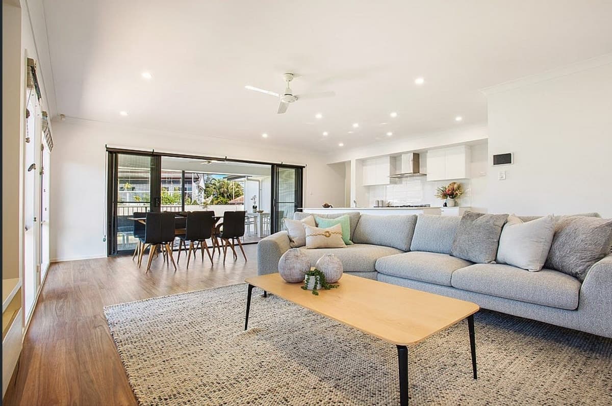 25 Gretel Drive, Mermaid Waters, Mermaid Waters - Thumbnail 2