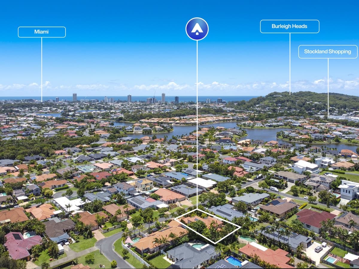 33 Sea Eagle Drive, Burleigh Waters, Burleigh Waters - Thumbnail 2