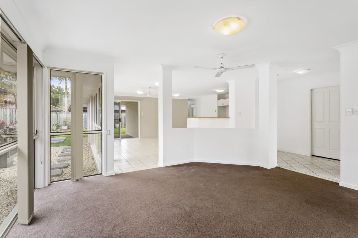 42 Gardendale Crescent, Burleigh Waters, Burleigh Waters - Thumbnail 3